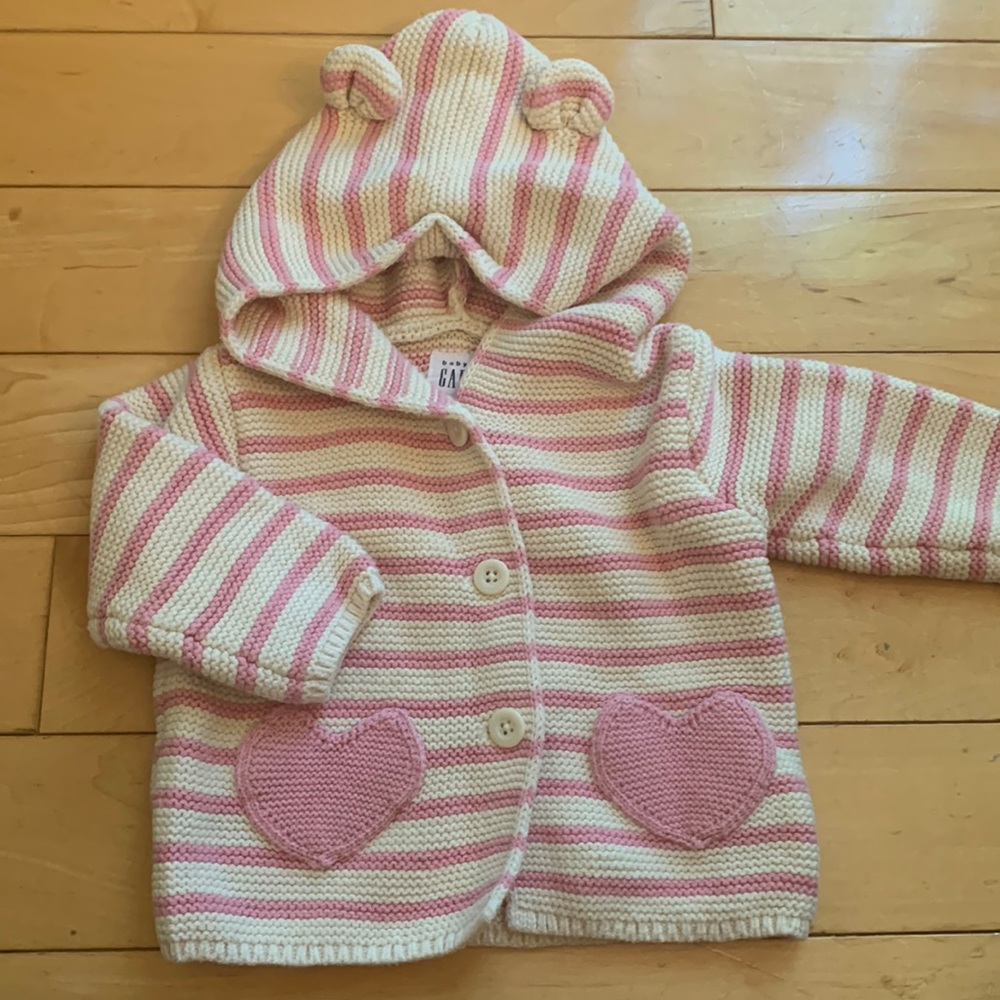 Baby Gap cable knit bear hoodie, pink and cream💕